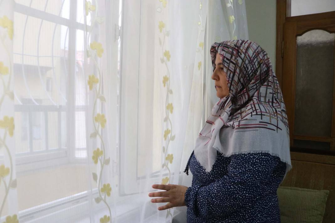 Evlerine polis, itfaiye, cenaze arabası bile geldi! 2 senedir her gün aynı saatte... 2