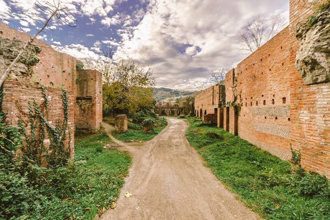 Tam bin 800 yıllık su perisi! Toprağa gömülü halde bulundu 1