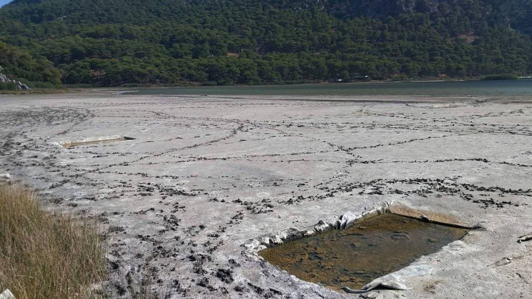 İztuzu'nda sular çekilince ortaya çıktı: Kaunos Antik Kenti'nde 2 bin yıllık tuz tesisi 5