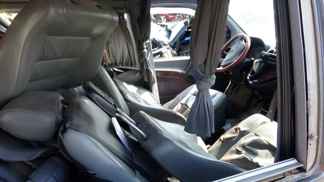 Katliam gibi kaza! Hız kadranı 240'ta takılı kaldı: Ölü ve yaralılar var 5