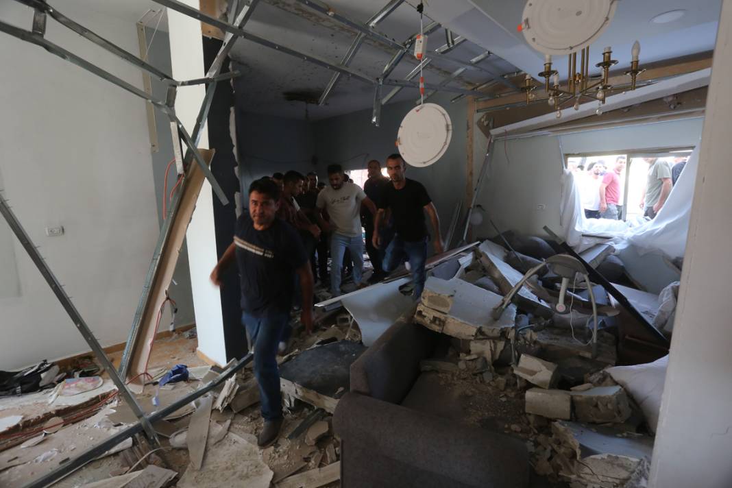 Batı Şeria'da kanlı cuma: İsrail baskınında ölü ve yaralılar var 9