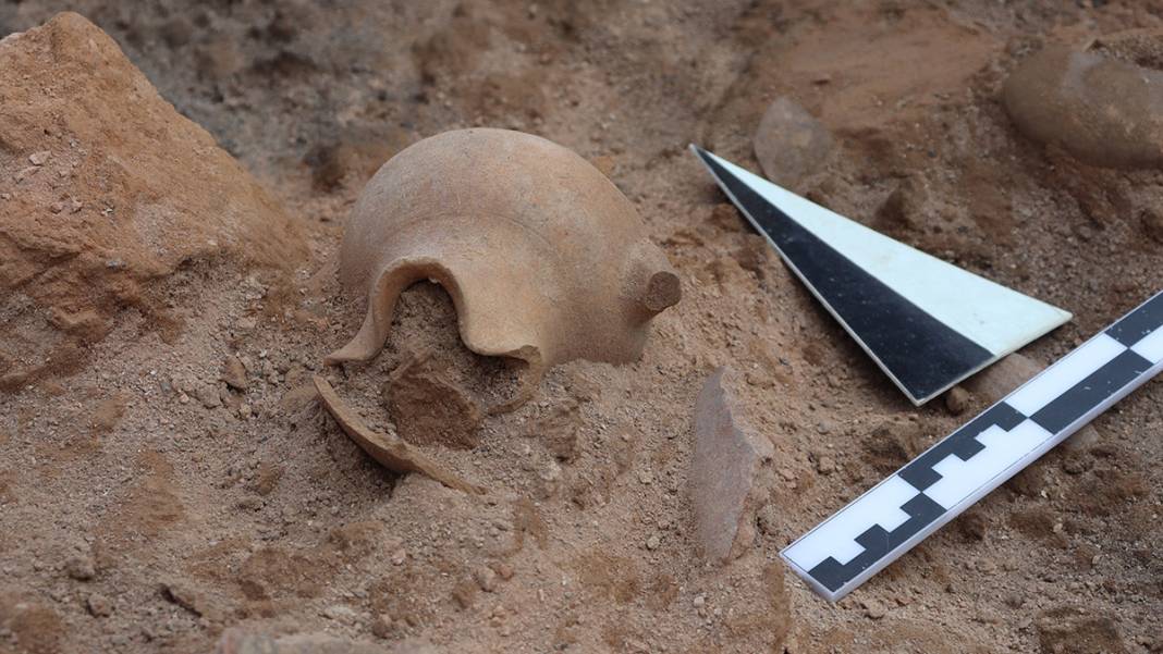 Türkiye'de ilk ve tek! Arkeoloji dünyasını heyecanlandıran 3 bin 700 yıllık keşif 12