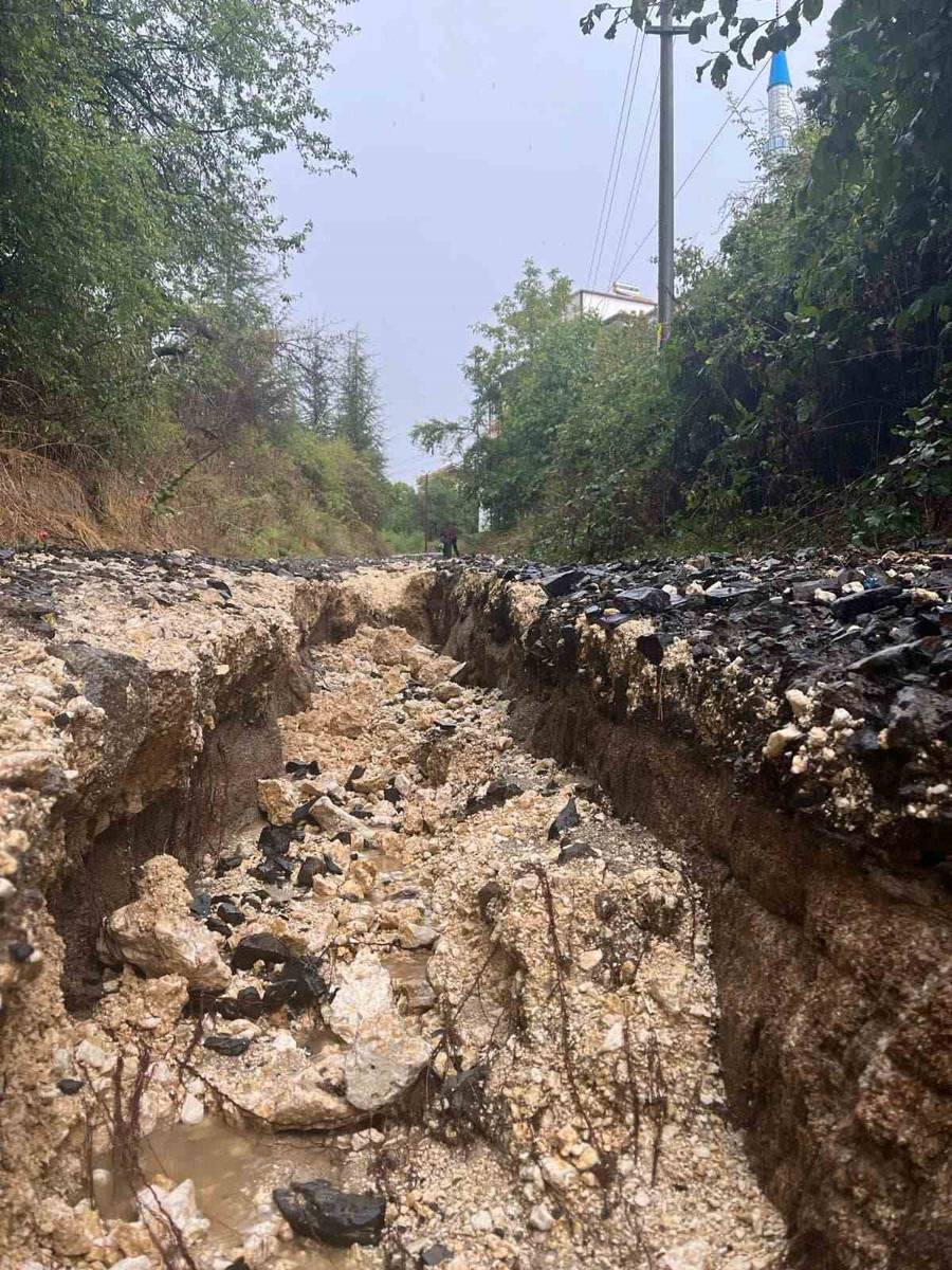 Kırklareli'de sel faciası: İki kişinin cansız bedenine ulaşıldı 18