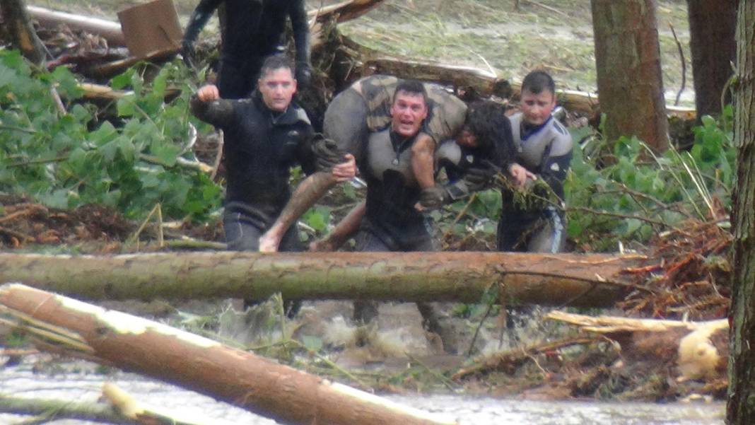 Kırklareli'de sel faciası: İki kişinin cansız bedenine ulaşıldı 8