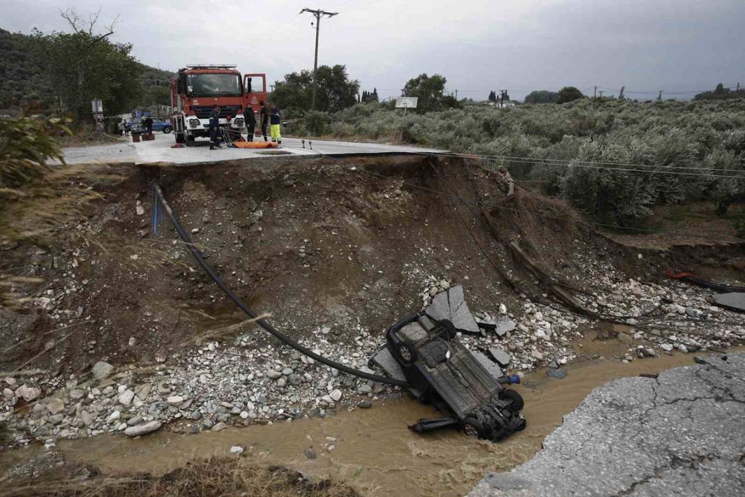 Komşu günlerdir selle savaşıyor: Can kaybı 4'e yükseldi 20