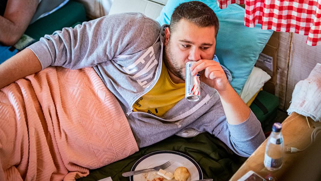 'En tembel' olmak için 22 gündür uyuyorlar 5