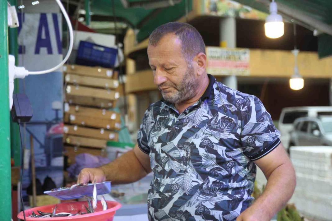 Palamutun tahtını hamsi aldı: Fiyatlar 100 liradan 50 liraya düştü 7