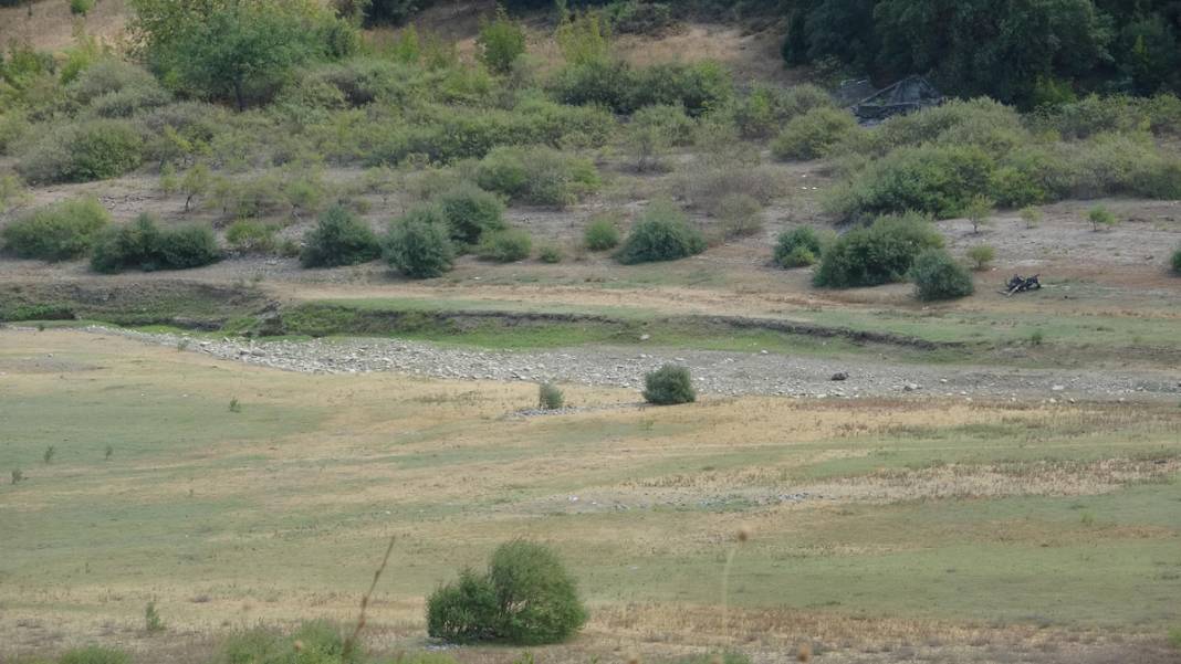 'Bin Pınarlı İda' can çekişiyor: Kuraklık vurdu, dereler kurudu 9