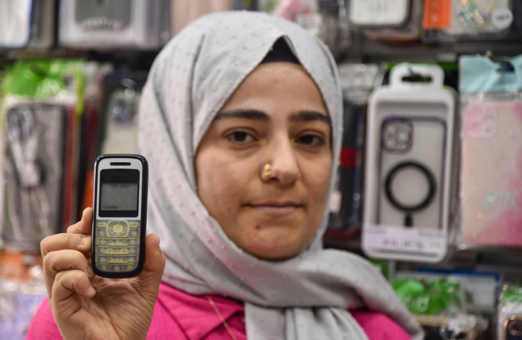 Tuşlu telefona talep yeniden artıyor: Hurdası bile değerli 7