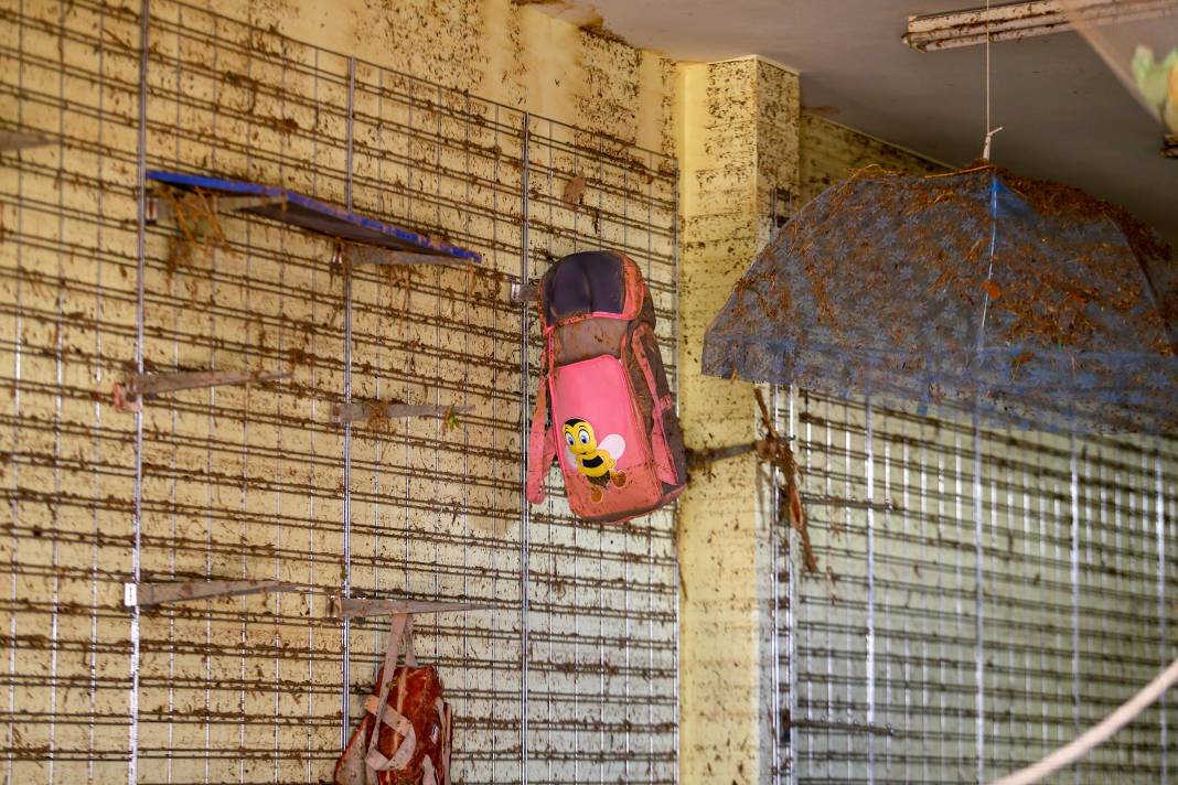 Libya'daki sel felaketinin boyutu havadan görüntülendi: Hayalet şehir Derne 20