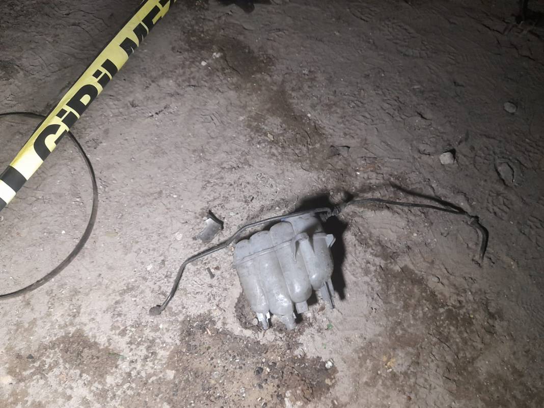 Bahçelievler'de katliam gibi kaza: Otomobil duvara çarptı dört kişi hayatını kaybetti 10