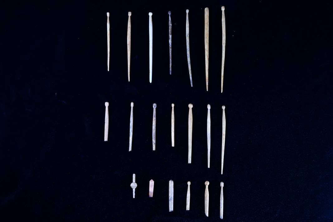 Kütahya'da 2 bin yıllık makyaj malzemeleri bulundu 5