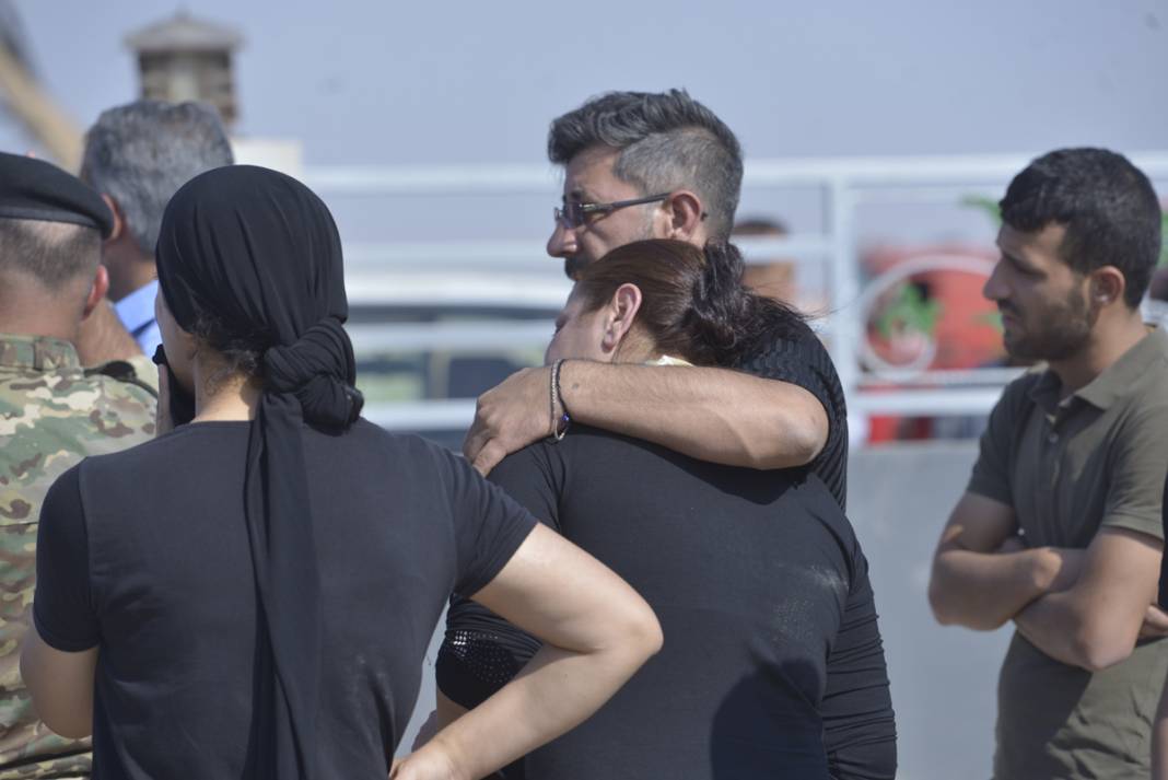 93 kişinin öldüğü felaketin boyutu gün ağarınca ortaya çıktı: Düğün faciasında 3 günlük yas 10