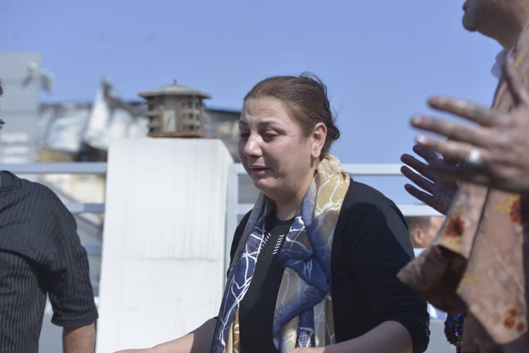 93 kişinin öldüğü felaketin boyutu gün ağarınca ortaya çıktı: Düğün faciasında 3 günlük yas 9