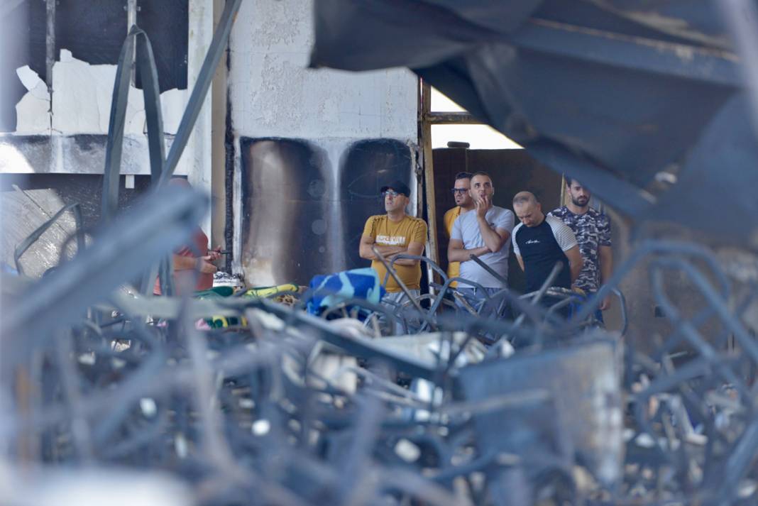 93 kişinin öldüğü felaketin boyutu gün ağarınca ortaya çıktı: Düğün faciasında 3 günlük yas 2