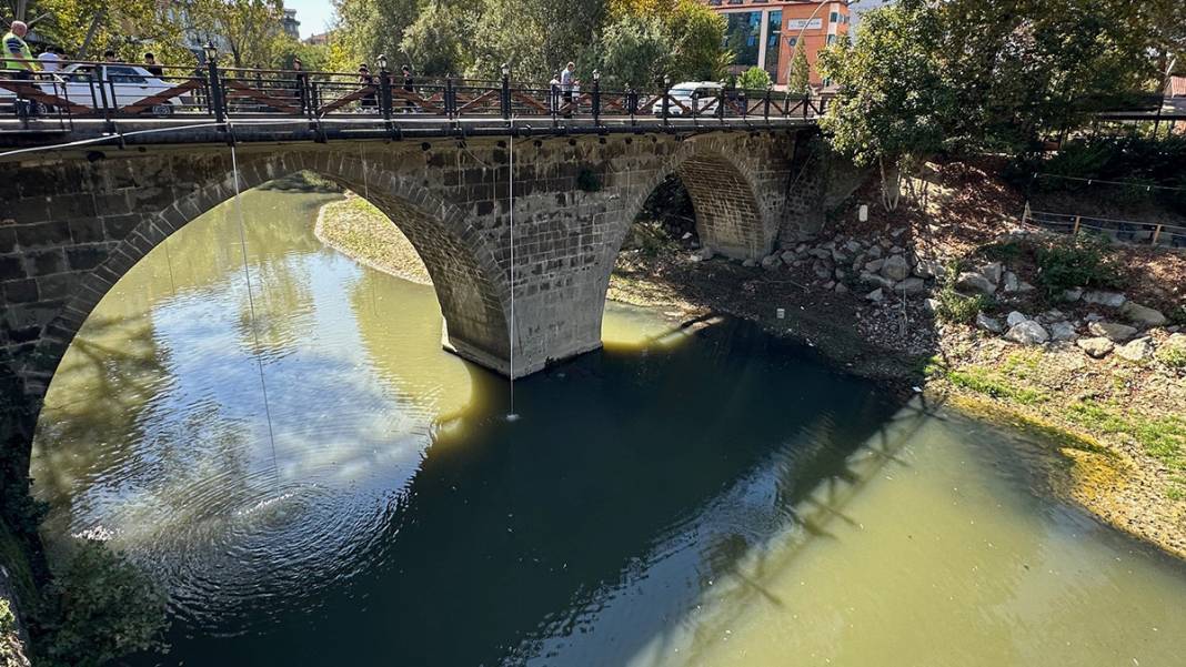 Bartın'da tedirgin eden görüntü: Kuraklık balıkları öldürüyor 3