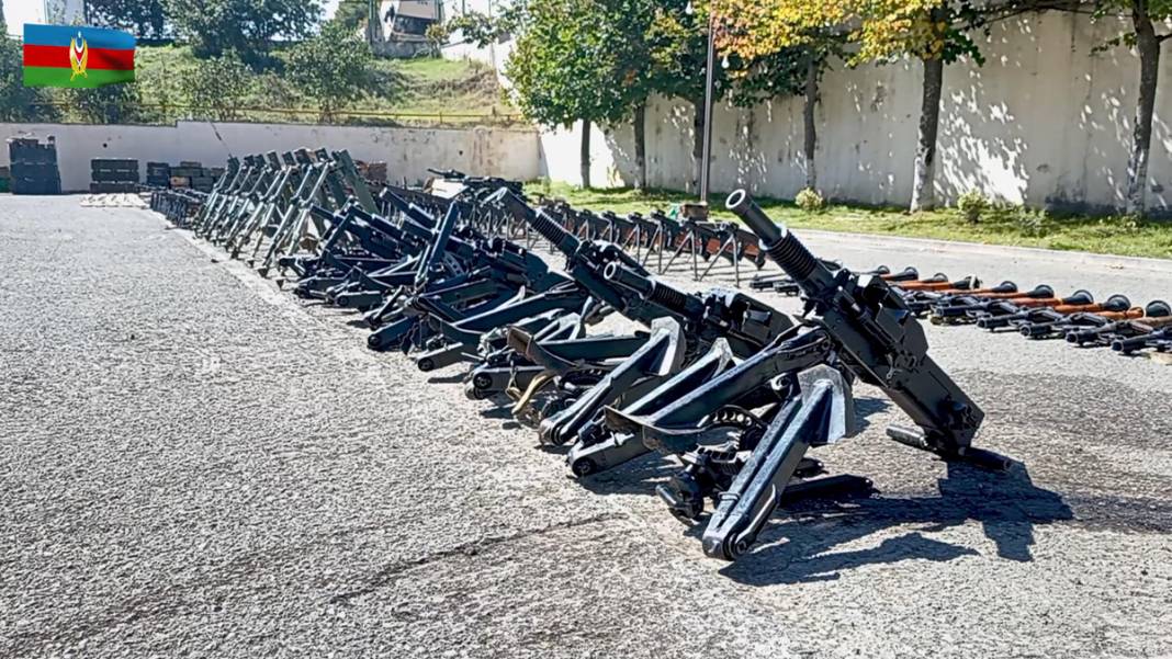 Azerbaycan, Karabağ’daki mayınları temizledi 4