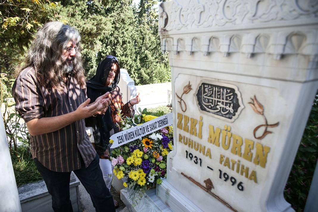 'Sanat Güneşi' vefatının yıldönümünde mezarında anıldı 9