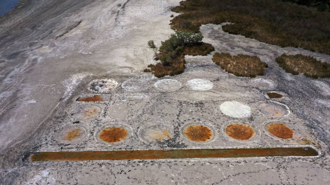 İztuzu'nda sular çekilince ortaya çıktı: Kaunos Antik Kenti'nde 2 bin yıllık tuz tesisi 9