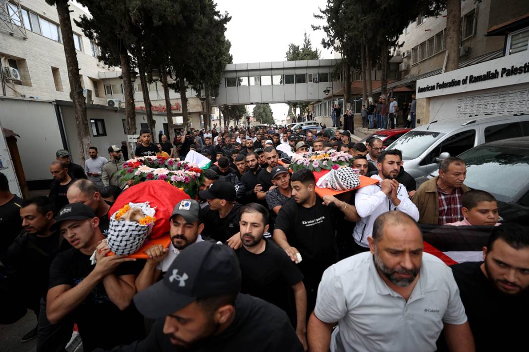 Abluka altındaki Gazze'den kahreden görüntüler! İsrail sivillere bomba yağdırıyor 3