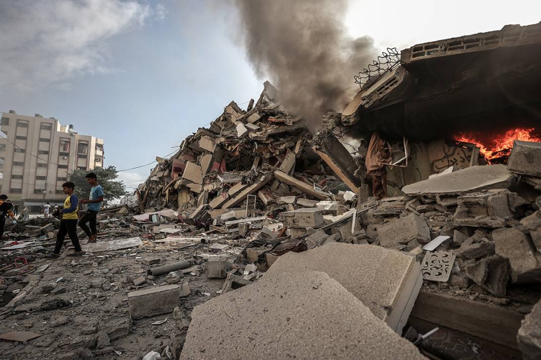 Gazze mezarlığı! Katliamın izleri İsrail'den bile görünüyor 4