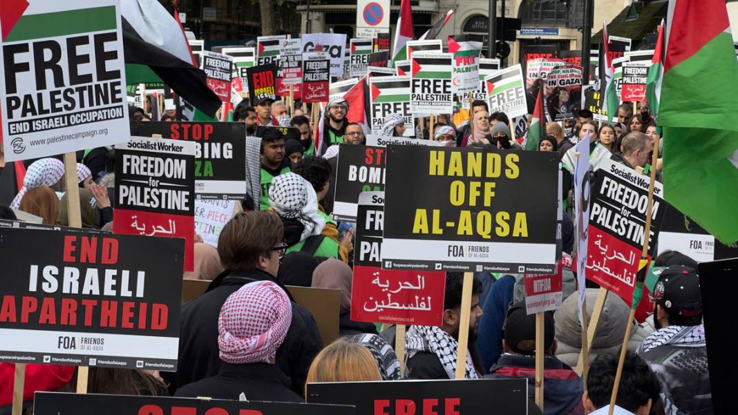 Londra'da Filistin'e destek gösterisi 2