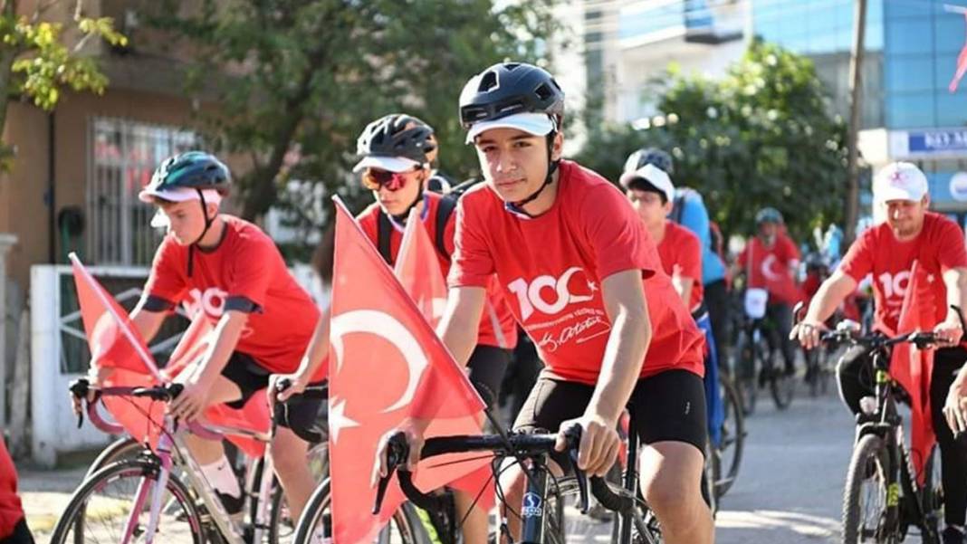 Türkiye'de 29 Ekim coşkusu: Cumhuriyet 100 yaşında 8