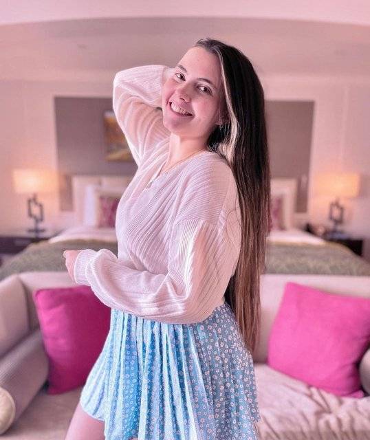 Bildiğiniz tüm hastalıkları unutun! Genç kadının suya alerjisi çıktı, ona terlemek ve ağlamak bile yasak 6