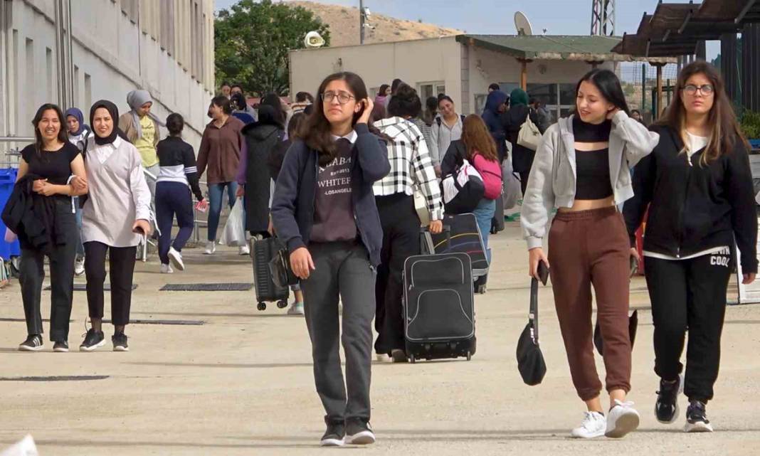 Üniversite açıldı, nüfus patladı: O ilçede tabela 30 binden 100 bine çıktı 8