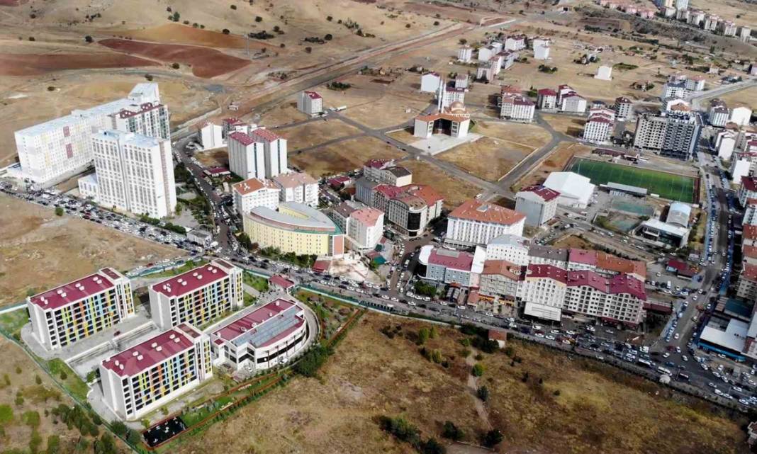 Üniversite açıldı, nüfus patladı: O ilçede tabela 30 binden 100 bine çıktı 2