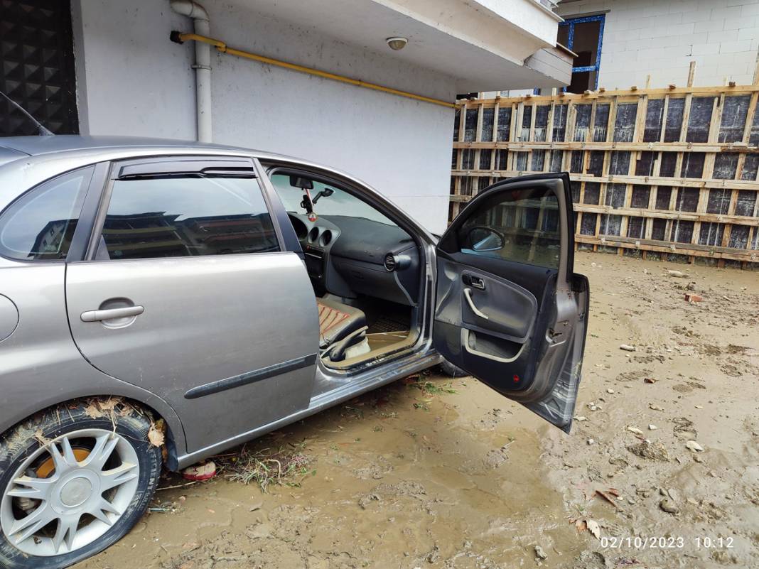 Kabus Samsun'dan sonra Trabzon'da: Dereler taştı, heyelanlar meydana geldi, 16 kişi tahliye edildi 7