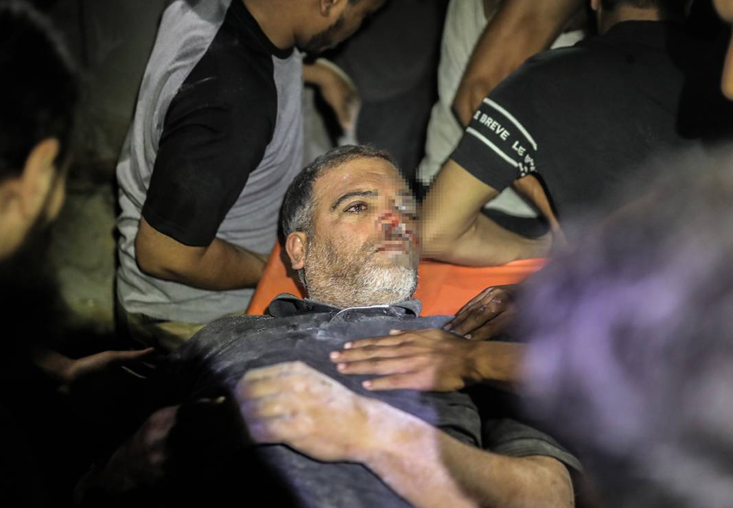 Gazze'de enkaz altında yaşam savaşı: Ekipler yetersiz, ölü sayısı artabilir 3