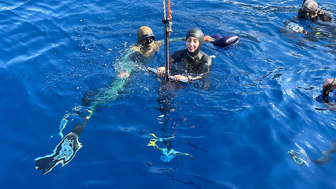 Şahika Ercümen'den dünya rekoru denemesi: 105 metrede nefesini Hatay için tutacak 15
