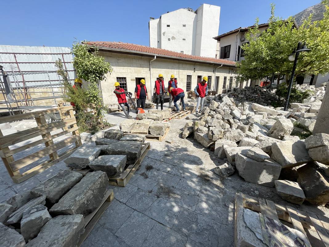 Depremde yıkılmıştı: Anadolu'nun ilk camisi yeniden ayağa kalkacak 23