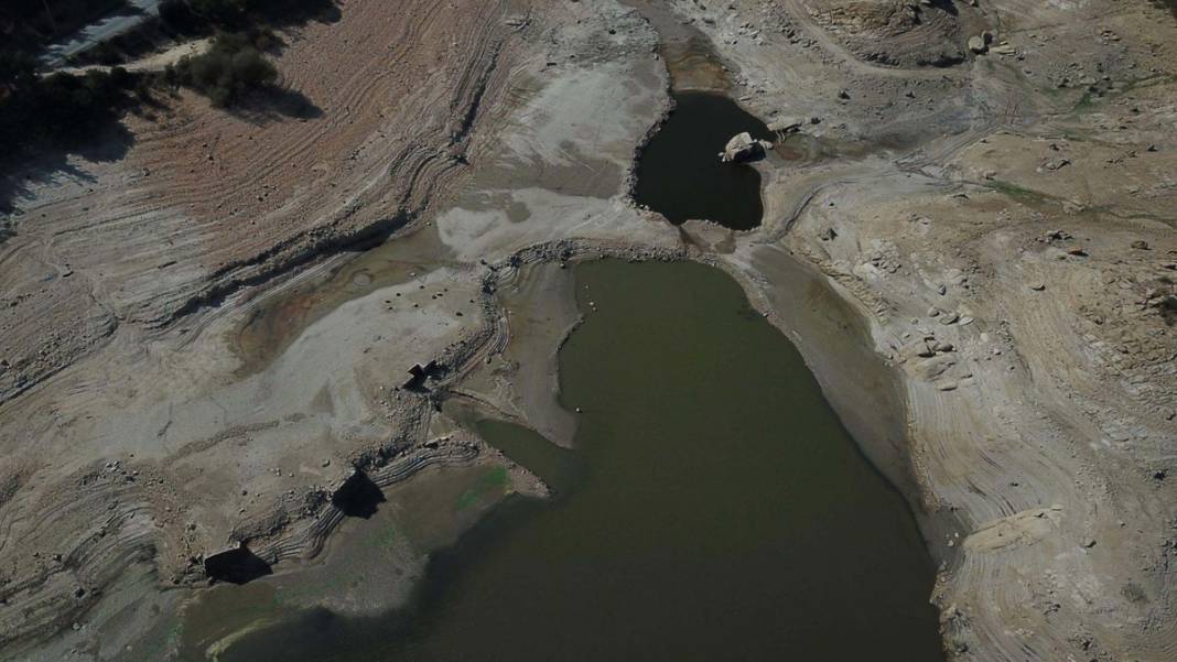 Bodrum'da iki baraj kurudu: Vatandaşlar tam 10 gündür susuz 2