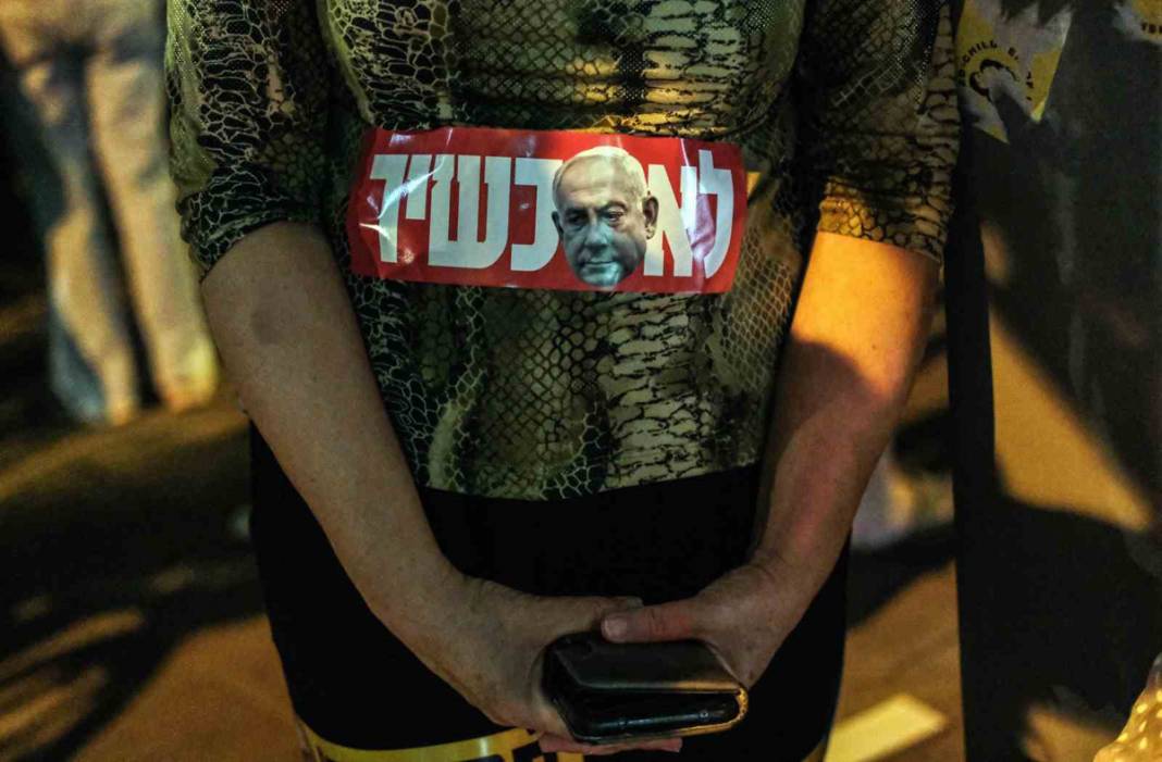 İsrail'de Netanyahu'ya 'istifa' çağrısı: Çocuklarımızı eve getirin 7