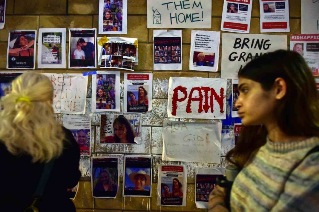 İsrail'de Netanyahu'ya 'istifa' çağrısı: Çocuklarımızı eve getirin 3