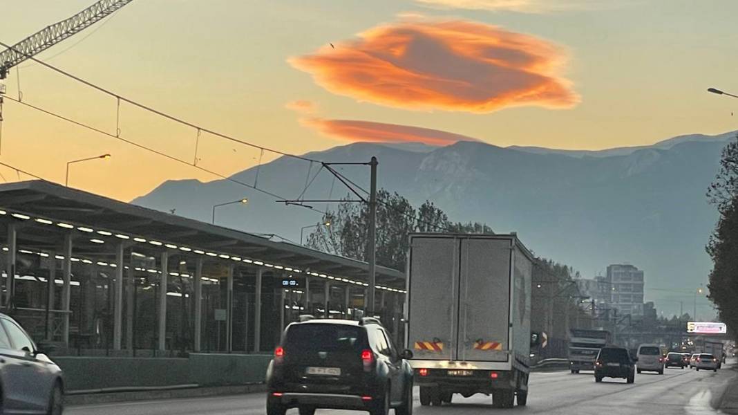 Gökyüzünde şaşırtan görüntü! 2