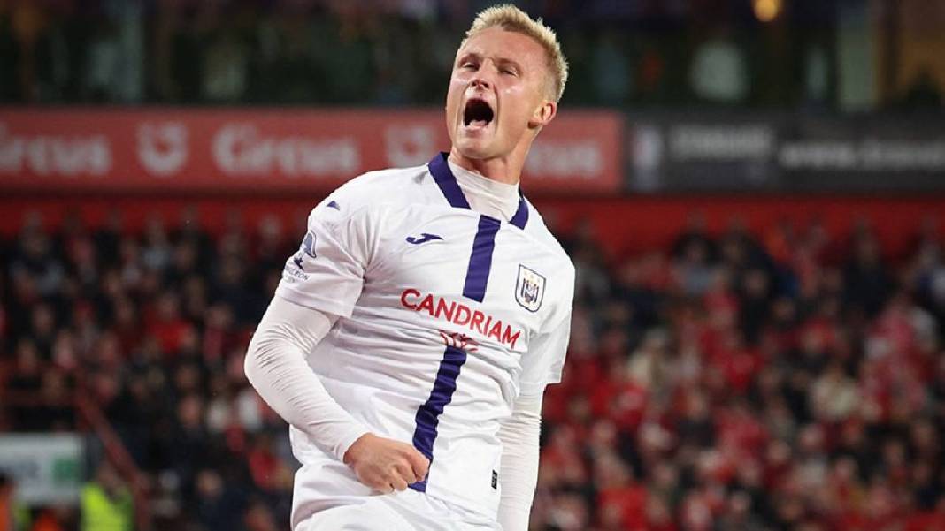 Avrupa'nın en golcü futbolcuları belli oldu! Türkiye'den 4 futbolcu da listede: 20 isim içinden bakın kaçıncı sıraya yerleştik 6