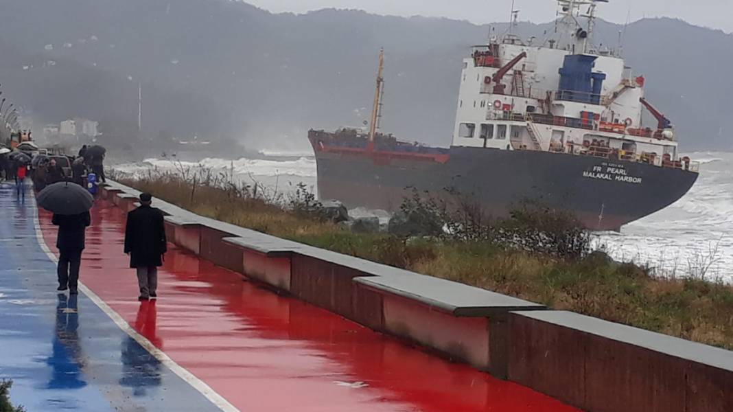 Karaya oturan gemi için 2 kurtarma planı tasarlandı 5