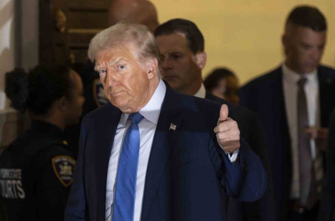 Trump 'dolandırıcılık' davasında Yargıç ile atıştı: Burası siyasi miting yeri değil 1