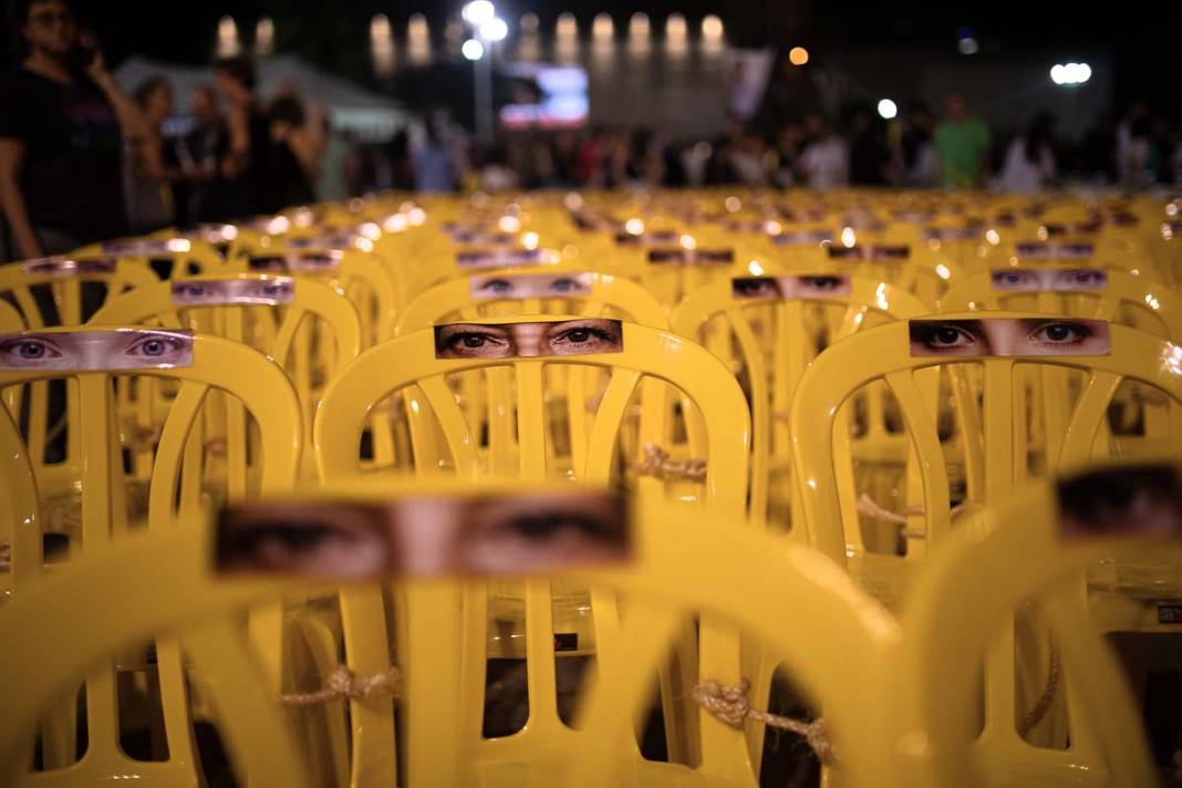 İsrailliler rehineler için yürüyüş düzenledi 6