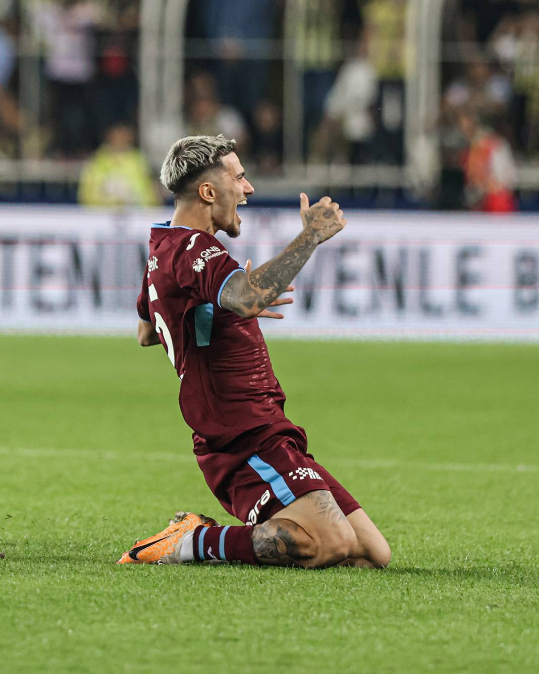 Kadıköy'de tarihi fırtına: Trabzonspor yenilmezlik serisinin fitilini ateşledi 9