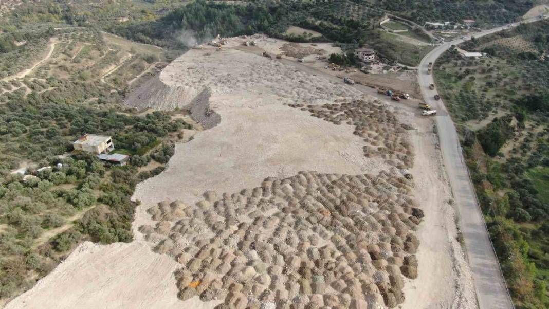 Hatay artık moloz şehir: 6 Şubat felaketlerinin izleri silinemiyor 6