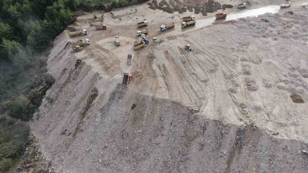 Hatay artık moloz şehir: 6 Şubat felaketlerinin izleri silinemiyor 1