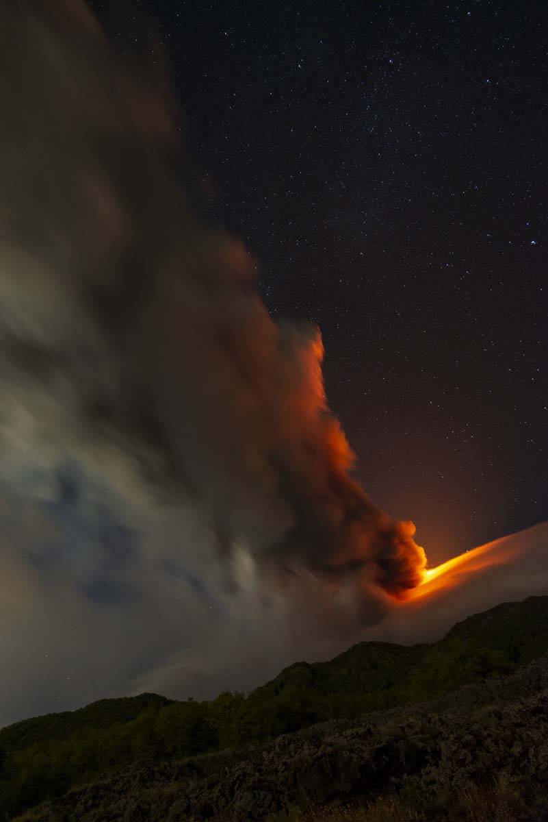 Etna Yanardağı tekrar faaliyete geçti 8