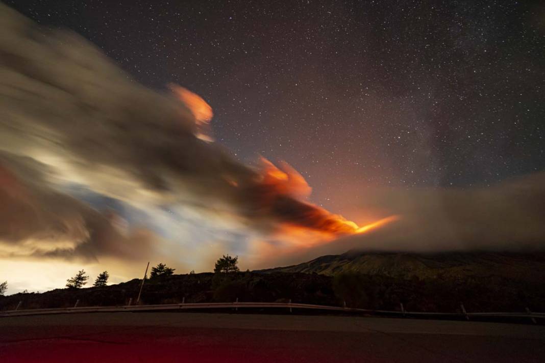 Etna Yanardağı tekrar faaliyete geçti 13
