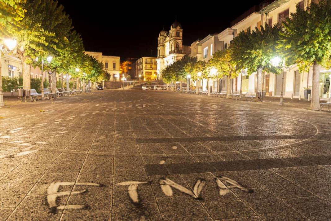 Etna Yanardağı tekrar faaliyete geçti 14