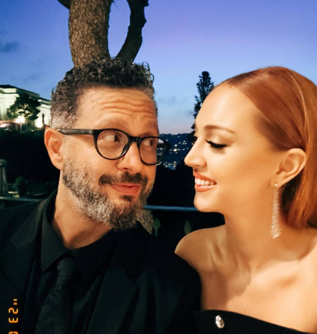 Ünlü sunucu İbrahim Selim sessiz sedasız nişanlandı! Sunucunun sevgilisi görenleri şaşkına çevirdi… Bakın kiminle nişanlanmış… 8