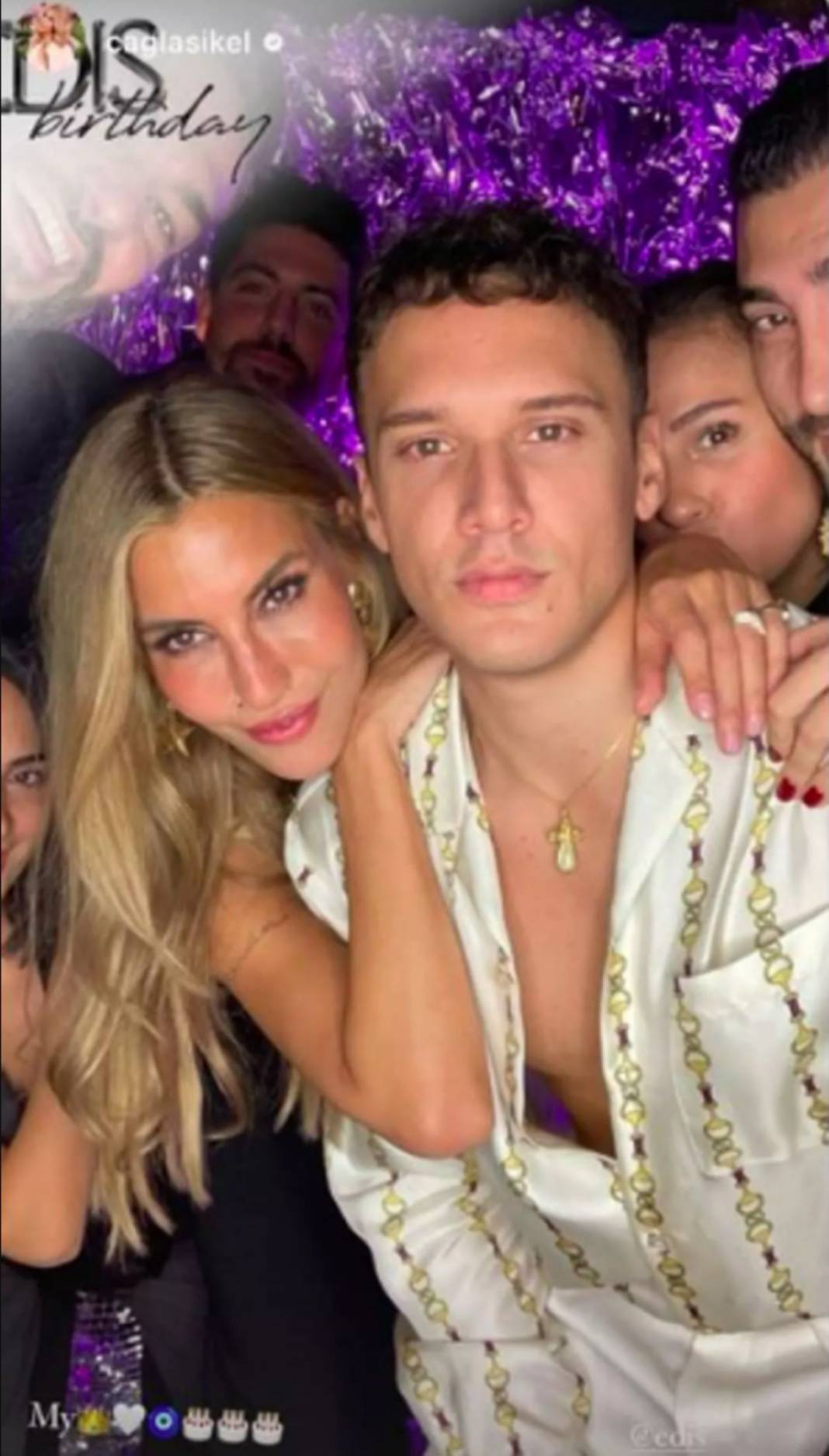 Edis’in doğum gününde ünlü akını yaşandı! Kıvanç Tatlıtuğ ve Kenan İmirzalıoğlu’nun pozları ortalığı yıktı… 3